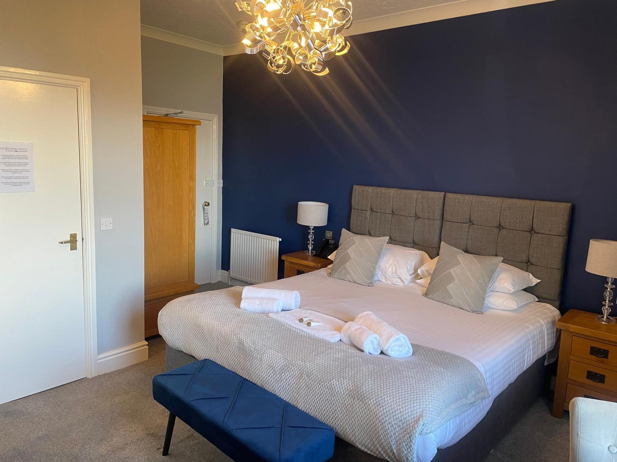 The Wildings Hotel & Tudno'S Restaurant Llandudno Bagian luar foto